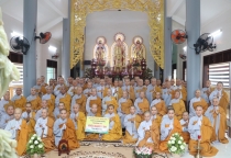 Bến Tre: Phái đoàn Phân Ban Ni Giới Trung ương thăm và cúng dường Trường hạ Ni chùa Bạch Vân nhân mùa an cư kiết hạ PL.2568