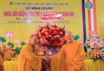 Long An: Khai giảng khóa Bồi dưỡng trụ trì và Hành chính Giáo hội năm 2024