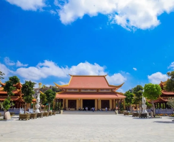 Thiền viện Trúc Lâm (Thoại Sơn, An Giang)